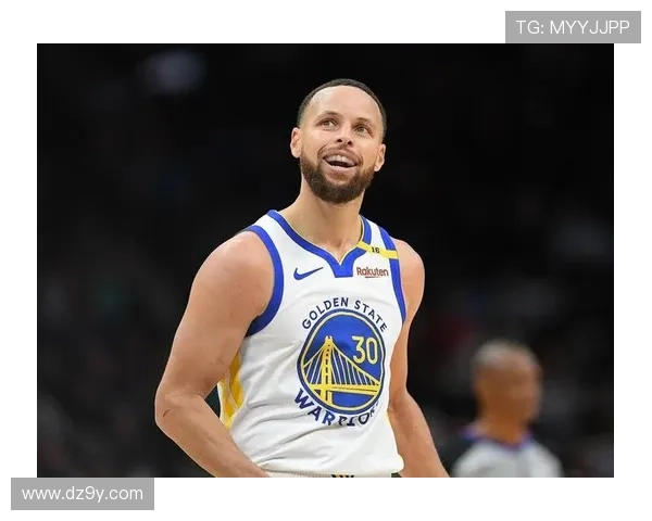 勇士队宣布库里因伤缺席未来三场比赛，湖人主场迎战强敌掘金备战紧张