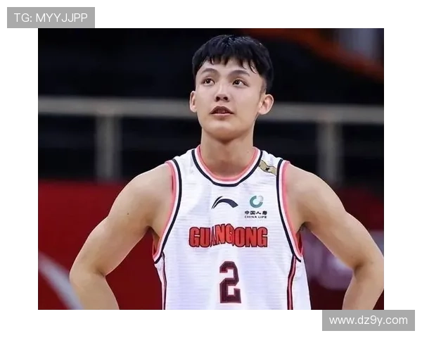 中国男篮新周期首战告捷年轻阵容展现冲击力与希望拼搏精神引热议