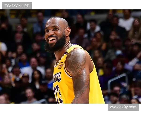 詹姆斯率湖人击败勇士再度领跑西部 追梦遭驱逐裁判判罚引争议